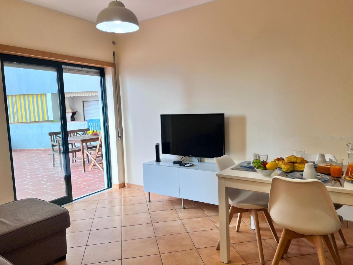 Apartamento Armacao De Pera Ocean Terrace With Pool By Homing Exterior foto