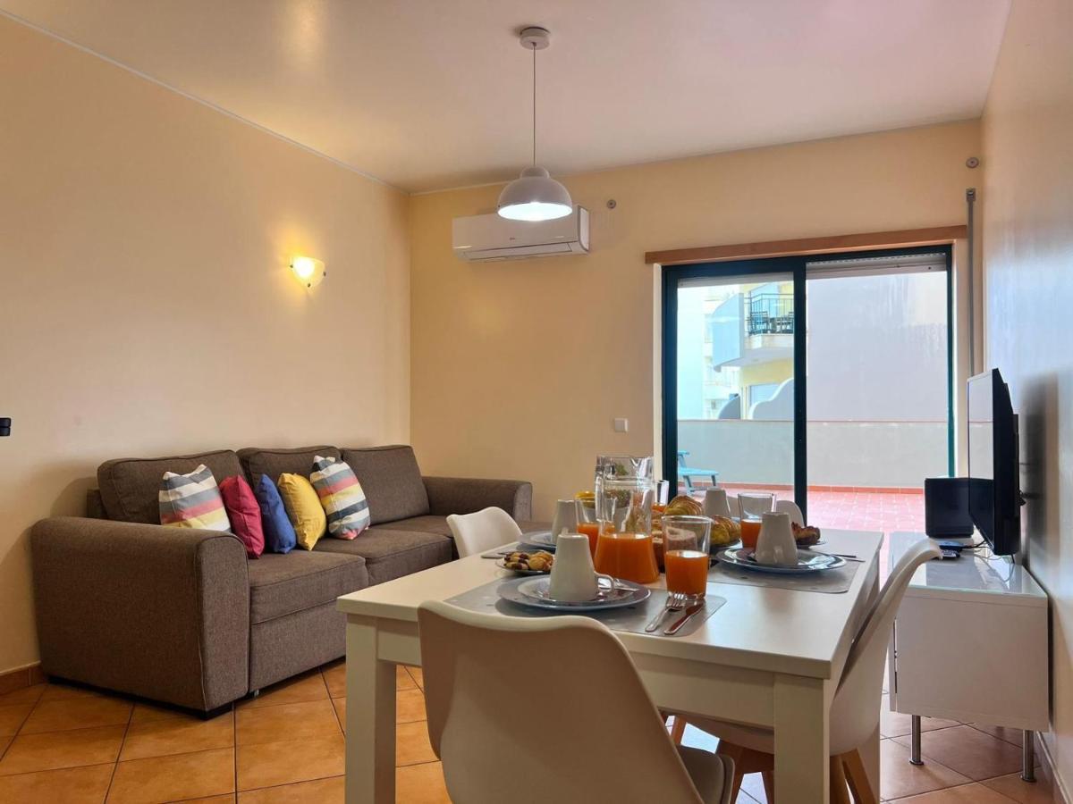 Apartamento Armacao De Pera Ocean Terrace With Pool By Homing Exterior foto